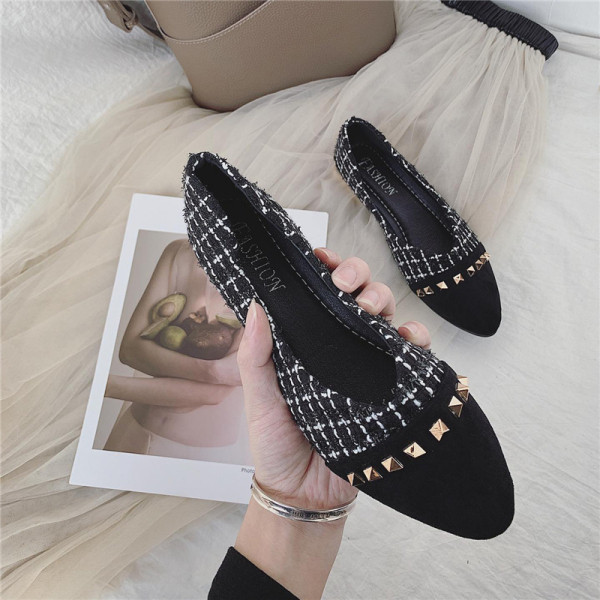 Alkalmi női kockás cipő lapos talppal