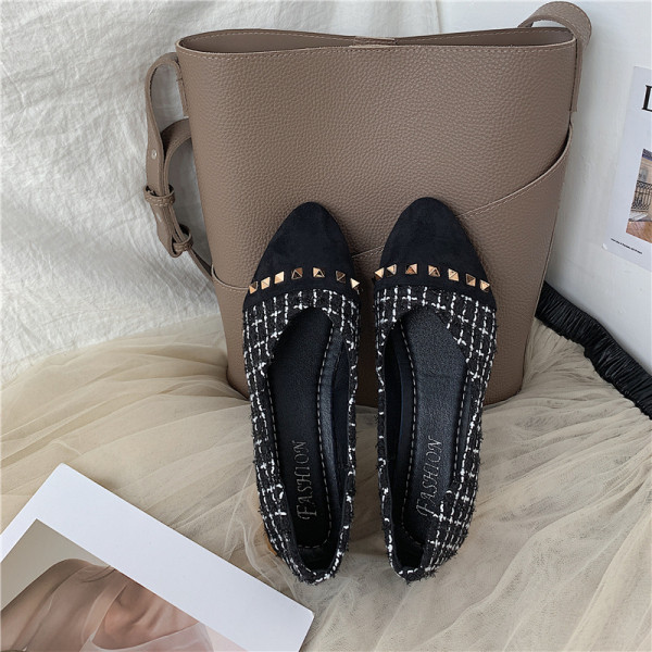 Alkalmi női kockás cipő lapos talppal