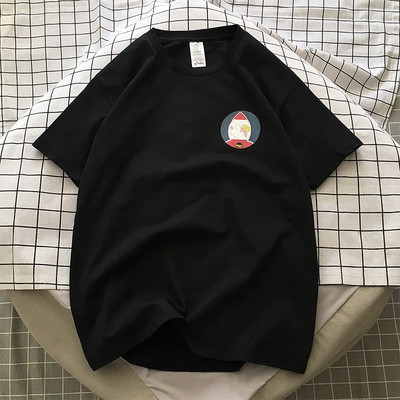 Ikdienas vīriešu T-krekls ar īsām piedurknēm, ovālu kakla izgriezumu un aplikāciju