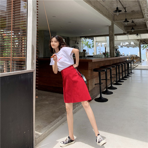 Női aktuális szoknya aszimmetrikus modell magas derékkal