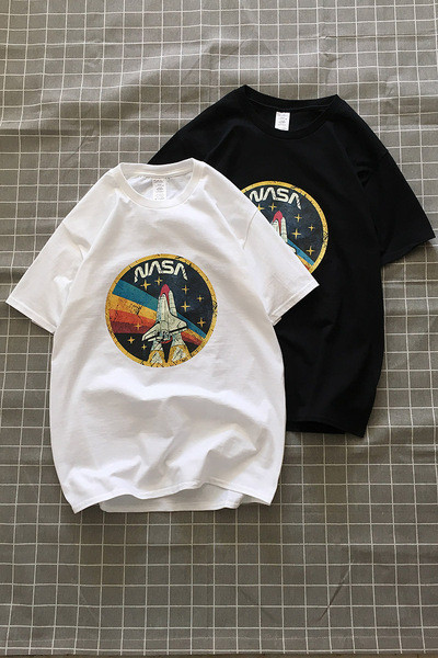 Värvilise aplikatsiooniga igapäevaste meeste T-särgi uus mudel