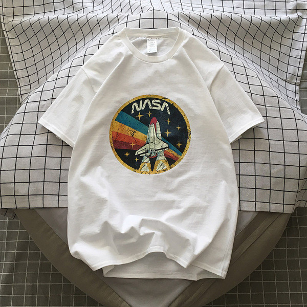 Värvilise aplikatsiooniga igapäevaste meeste T-särgi uus mudel