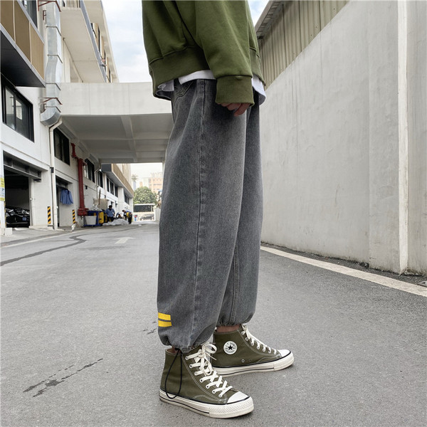 Ležerne muške traperice do gležnja