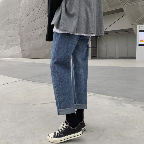 Модерни мъжки дънки прав модел с надпис 