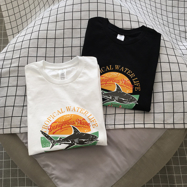 Tricou de vară pentru bărbați cu decolteu oval, mâneci scurte și imprimeu color