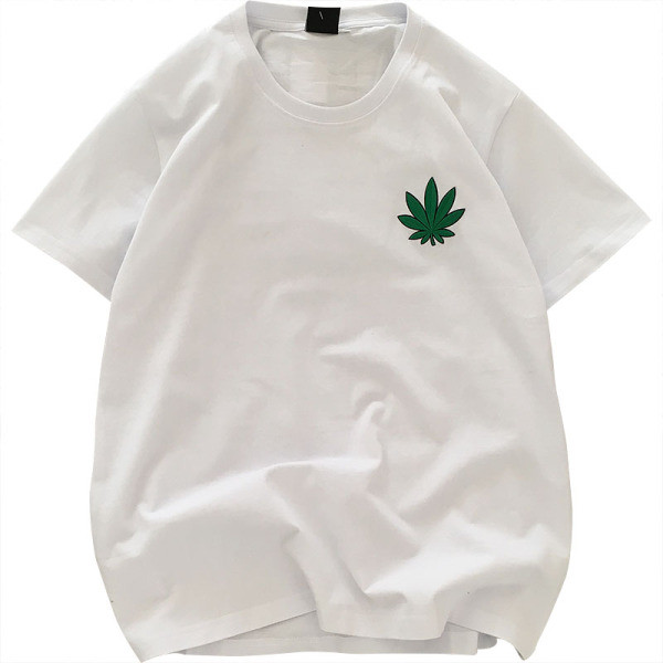 Tricou de bărbați actual cu aplicație, mâneci scurte și decolteu oval