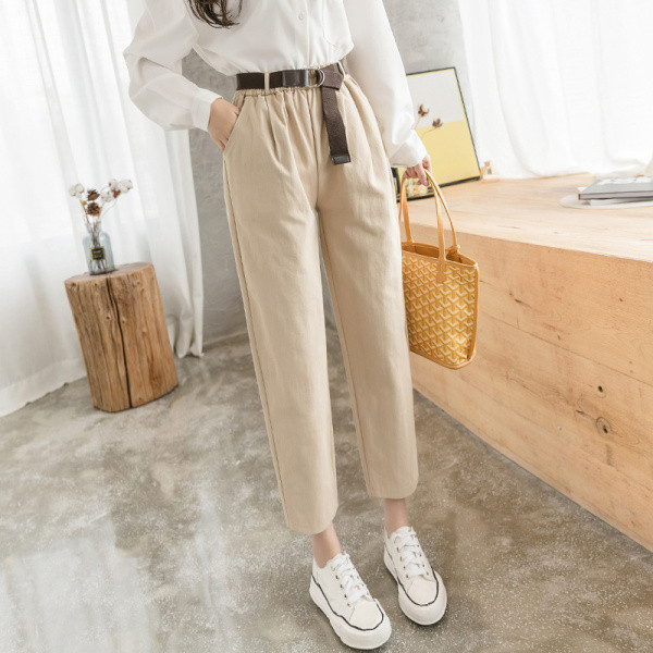 Ležerne ženske hlače s remenom i visokim strukom