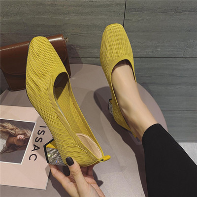 Pantofi moderni de dama cu toc mic gros si pietre de decor