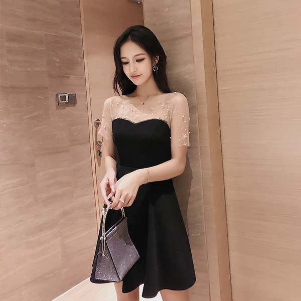 Moteriška laisvalaikio suknelė trumpomis rankovėmis ir perlais - kirpimo modelis