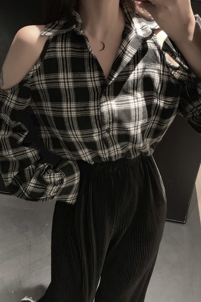 Cămașă modernă de damă, cu decolteu și decupaje