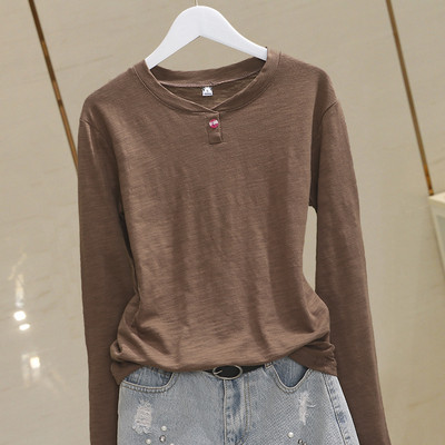 Ikdienas sieviešu pavasara blūze - plats modelis