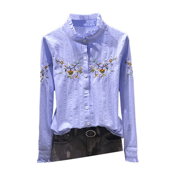 Cămașă de damă de ultimă generație, cu broderie colorată și decolteu rotund