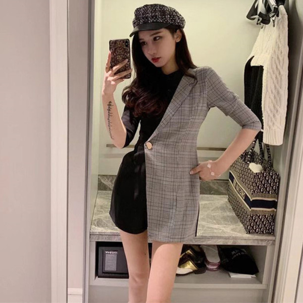 Rochie de dama bicolor cu nasture