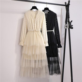 Moderns sieviešu kleitas piegriezuma modelis ar tillu un mežģīnēm