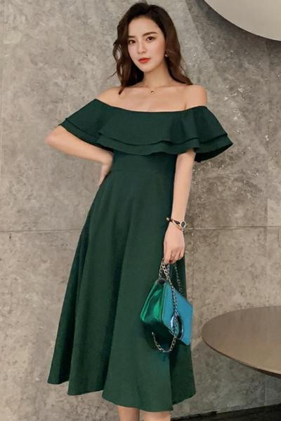 Stílusos női hosszú ruha csupasz váll - szabású modell