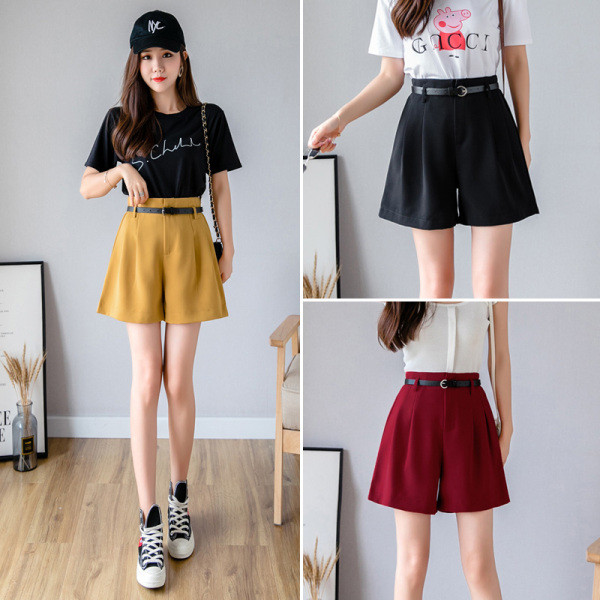 Jauna modeļa sieviešu šorti ar jostiņu un kabatām