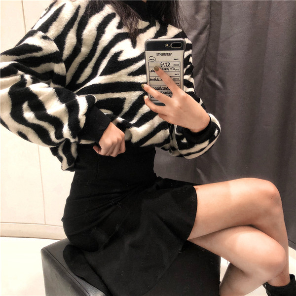 Pulover de dama lat cu imprimeu animal