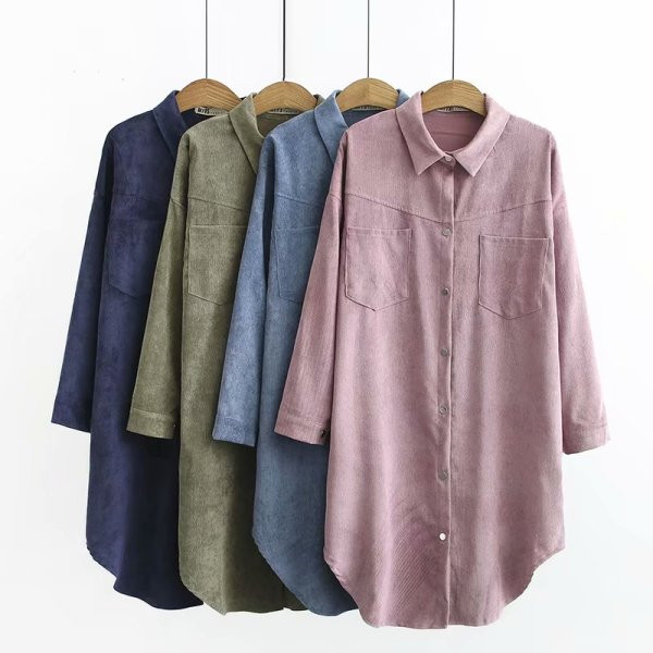 Moderna ženska duga košulja s klasičnom kragnom, dugim rukavima i džepovima