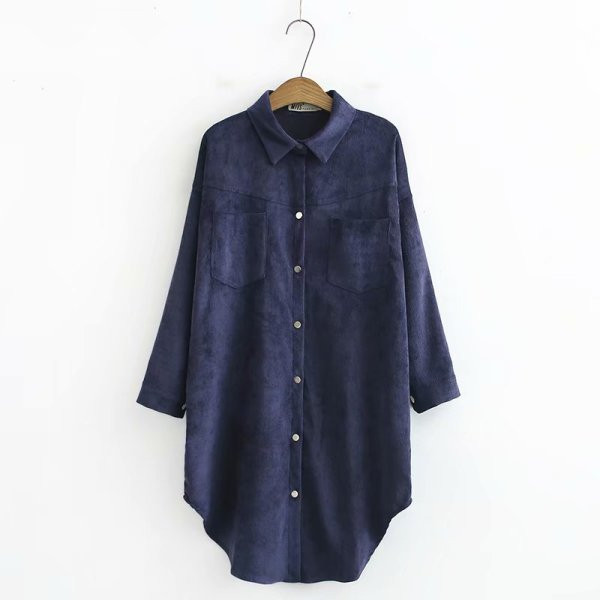 Moderna ženska duga košulja s klasičnom kragnom, dugim rukavima i džepovima