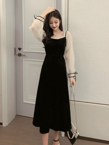 Moderna ženska duga haljina s četvrtastim izrezom i rukavima od tila