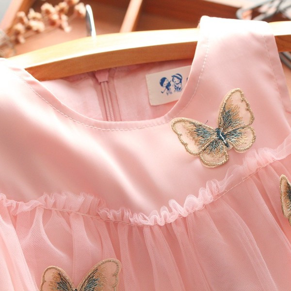 Új modell tüll és pillangós gyerekruha lányoknak