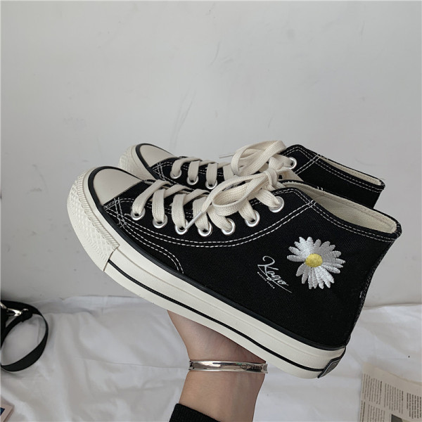 Proljetne ženske tenisice s cvjetnim vezom i ravnim potplatom