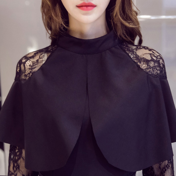 Rochie casual de dama cu decolteu oval si maneci din dantela