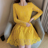 Sárga női ruha szabású csipke modell, hosszú ujjal
