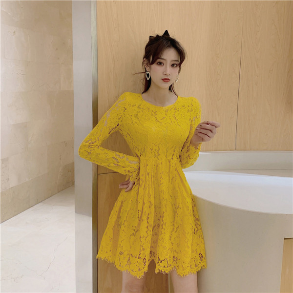 Sárga női ruha szabású csipke modell, hosszú ujjal