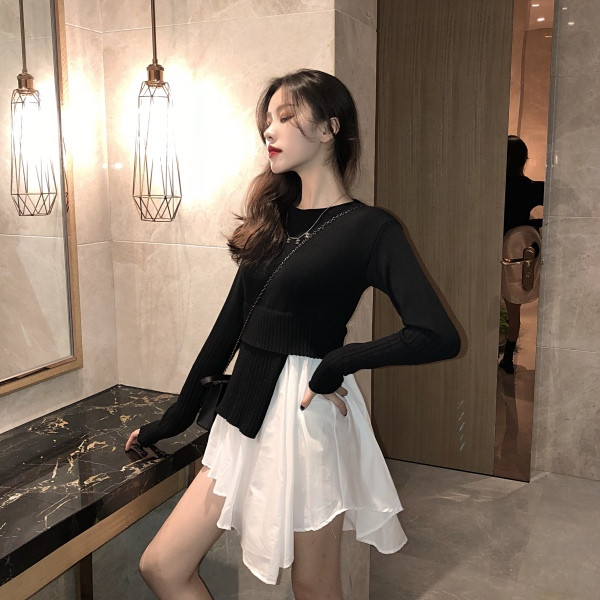 Rochie modernă de damă asimetrică cu mâneci lungi