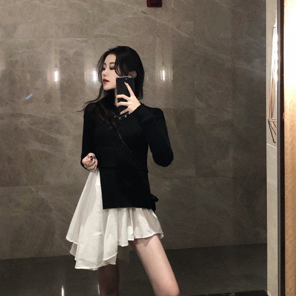 Rochie modernă de damă asimetrică cu mâneci lungi