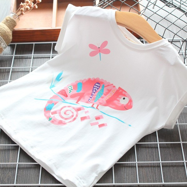 Нов модел детска тениска с овално деколте и щампа