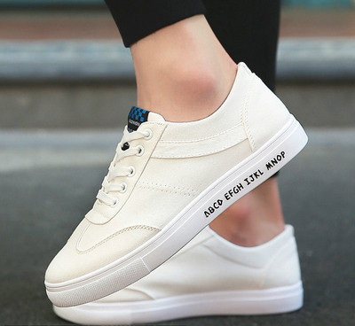 Vyriški tekstiliniai sportbačiai plokščiu padu ir raišteliais