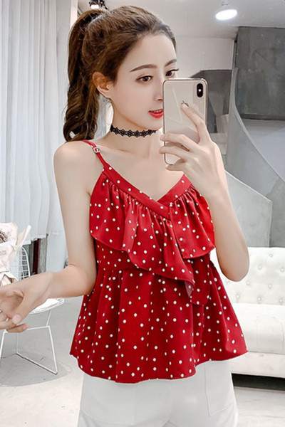 Novi model ženske majice bez rukava na tanke naramenice i V izrez