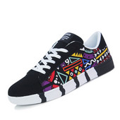 Modernas vīriešu kedas no eko zamšādas ar krāsainu rakstu