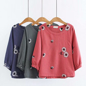 Ikdienas sieviešu T-krekls ar 3/4 piedurknēm un ziedu rakstu