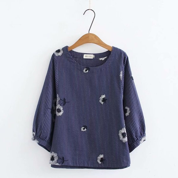 Ikdienas sieviešu T-krekls ar 3/4 piedurknēm un ziedu rakstu