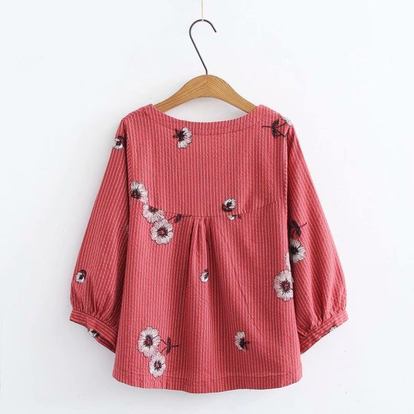 Ikdienas sieviešu T-krekls ar 3/4 piedurknēm un ziedu rakstu