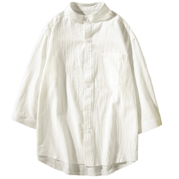 Stilīgs vīriešu krekls ar garām piedurknēm, ovālu kakla izgriezumu un kabatu