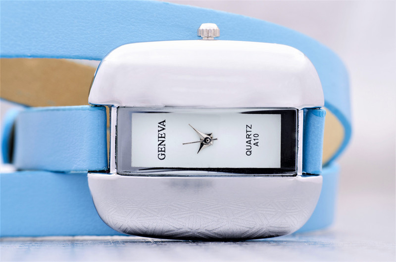 Дамски часовник Geneva Repent 275, син