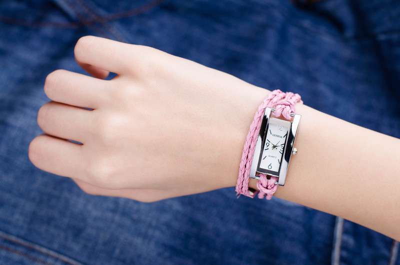 Дамски часовник Geneva Repent 274, розов