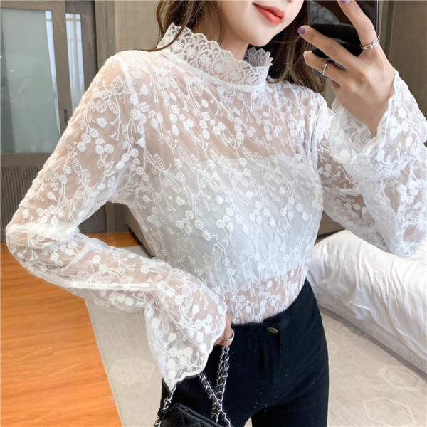 Bluză de damă elegantă din dantelă, cu guler semi-înalt