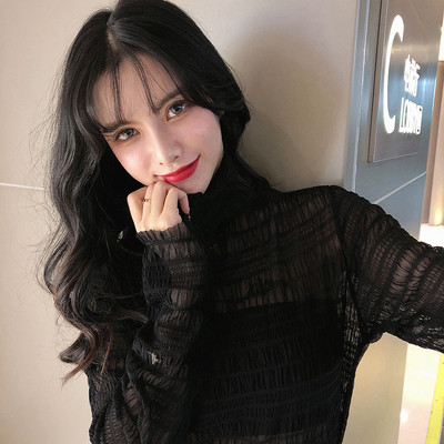 Moderni moteriška palaidinė aukšta apykakle ir ilgomis rankovėmis