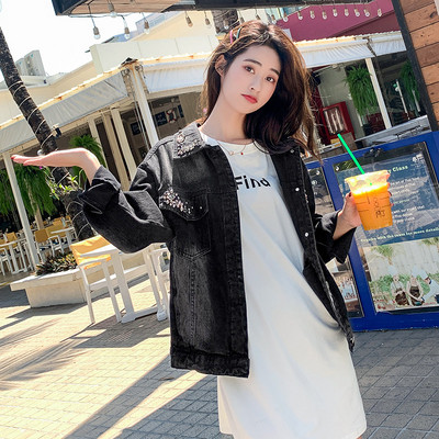 Geaca de dama moderna din denim model larg cu elemente metalice