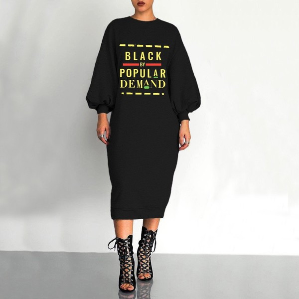 Naiste spordi- ja vabaaja kleit kirjaga