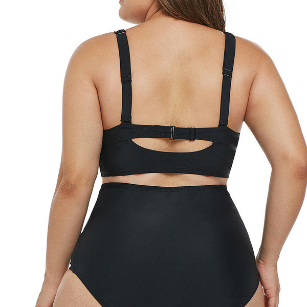 Modern fekete kétrészes fürdőruha magas derekú nadrággal