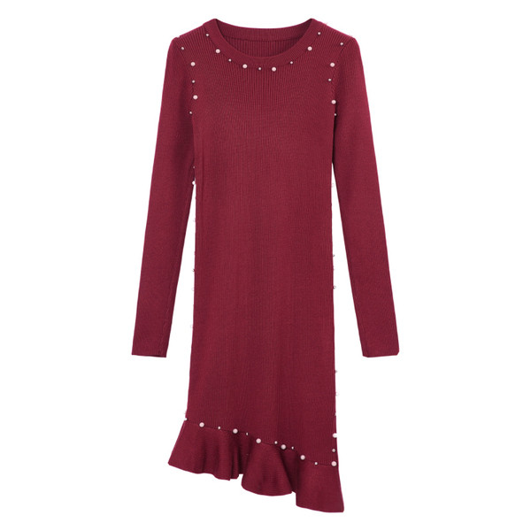 Šiuolaikinė moteriška suknelė su perlais ir apvalia iškirpte