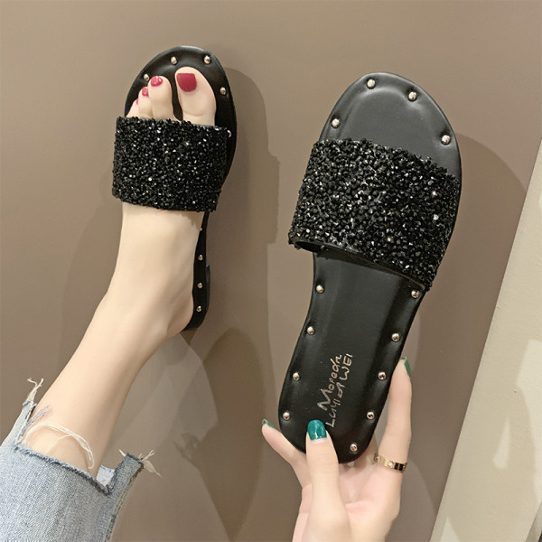 Sieviešu ikdienas čības ar plakanu zoli un spīdīgu efektu