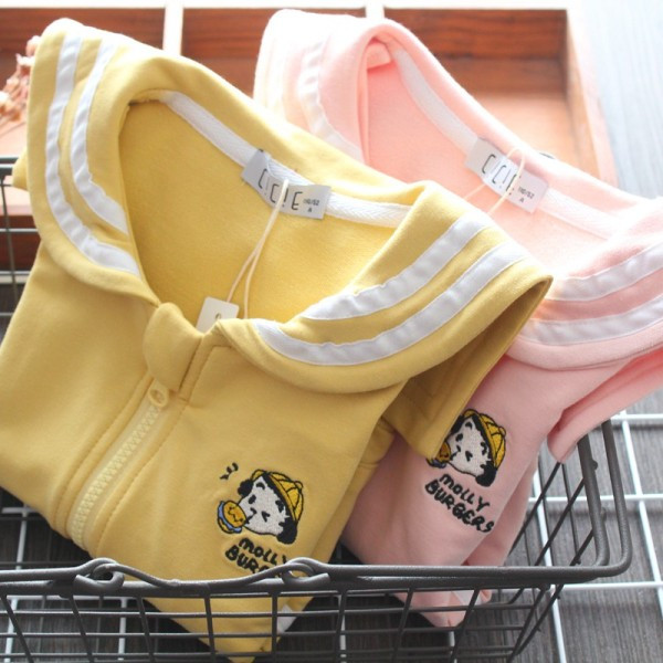 Új modell gyerek pulóver lányoknak ovális nyakkivágással és hímzéssel