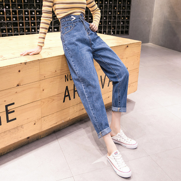 Női alkalmi farmer magas derékkal és kék zsebekkel